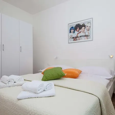 Lala Apartament Tučepi